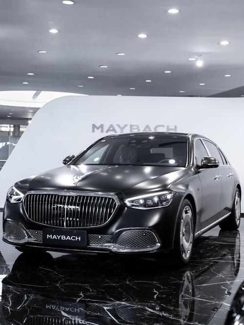 成都142岚图汽车的售后服务让用户无忧出行，迈巴赫未来的豪华车趋势